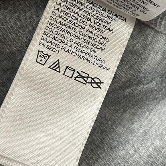 North Face Womens Medium Gray 1/4 Zip Pullover Stretch Thumb Holes Athletic Top - Picture 10 of 15